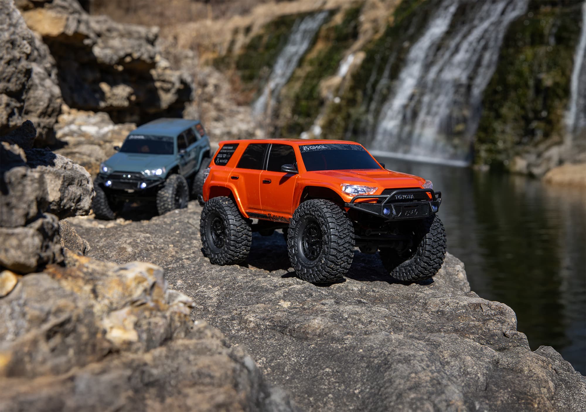 Many plants on different height platforms